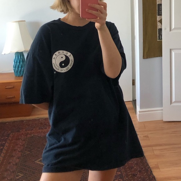 Oversized Navy Blue Cotton Tai Chi Vintage Yin and Yang T-shirt - Picture 2 of 4